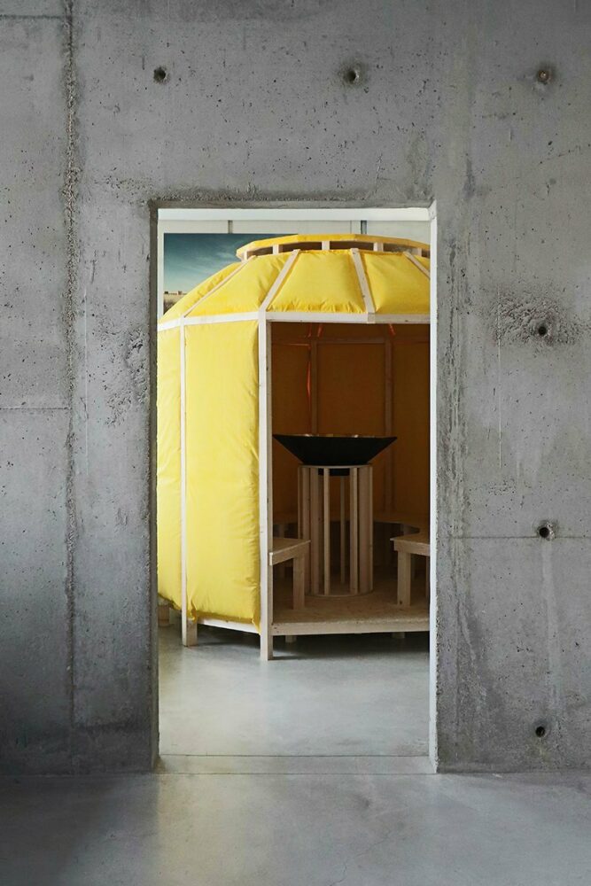 Image by Alexandra Rio — Les formes associées